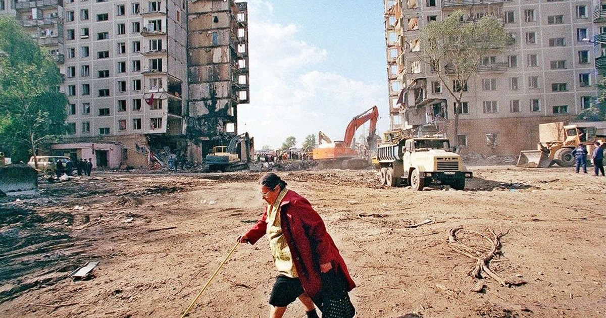 От 6 октября 1999 г. Улица Гурьянова 1999. Москва улица Гурьянова 1999. Взрыв дома на улице Гурьянова в Москве 1999.