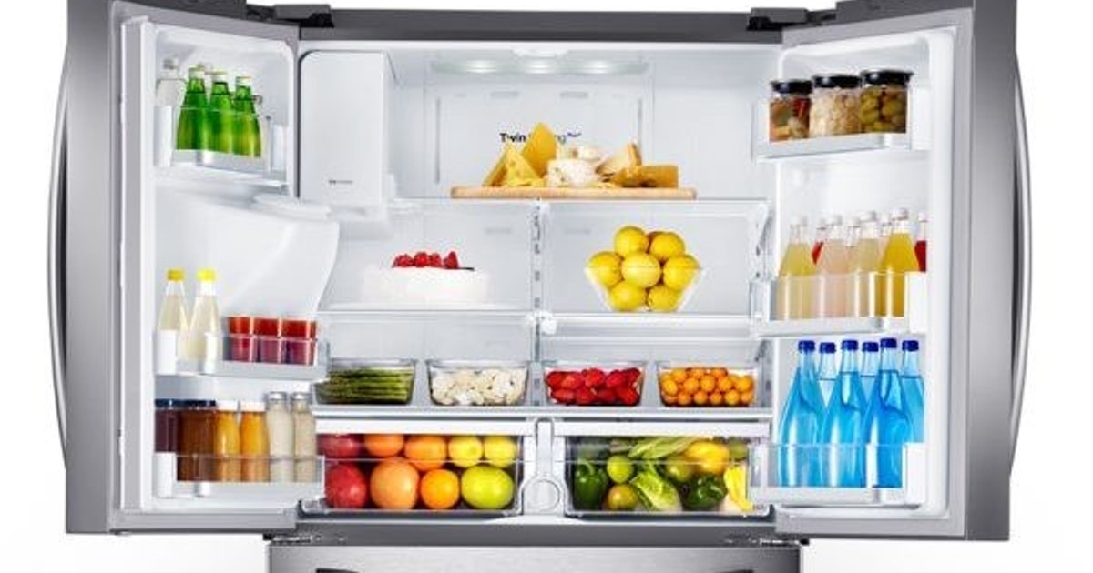 Фирмы производителей холодильников. Samsung rf24fsedbsr. Beko TS 190320. Холодильник. Холодильник с продуктами.