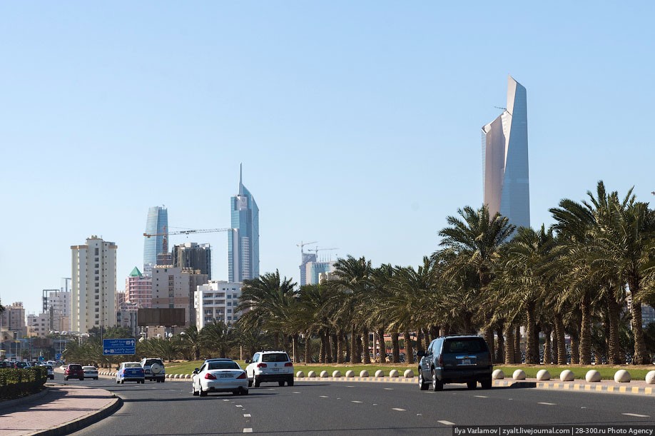 Иран малайзия. Кувейт. Кувейт богатая Страна. Добро пожаловать в Кувейт. Кувейтцы фото.